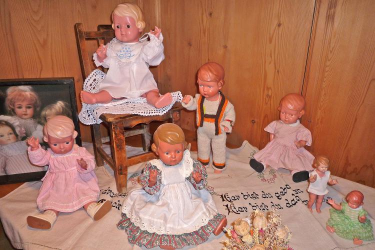 Sammlung Schildkröt-Puppen